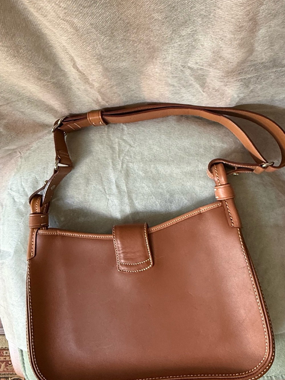 Dooney and Bourke Tan Leather Shoulder Bag - Picture 4 of 7